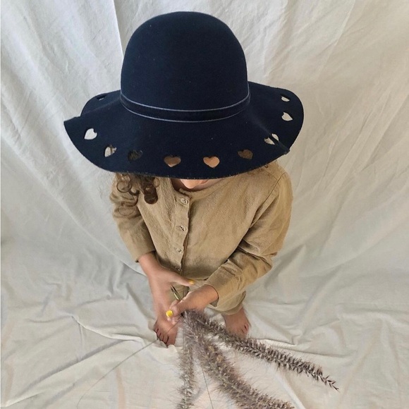 Gymboree Hat 2/3 years - Picture 3 of 5